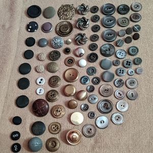 Antique & Vintage Buttons